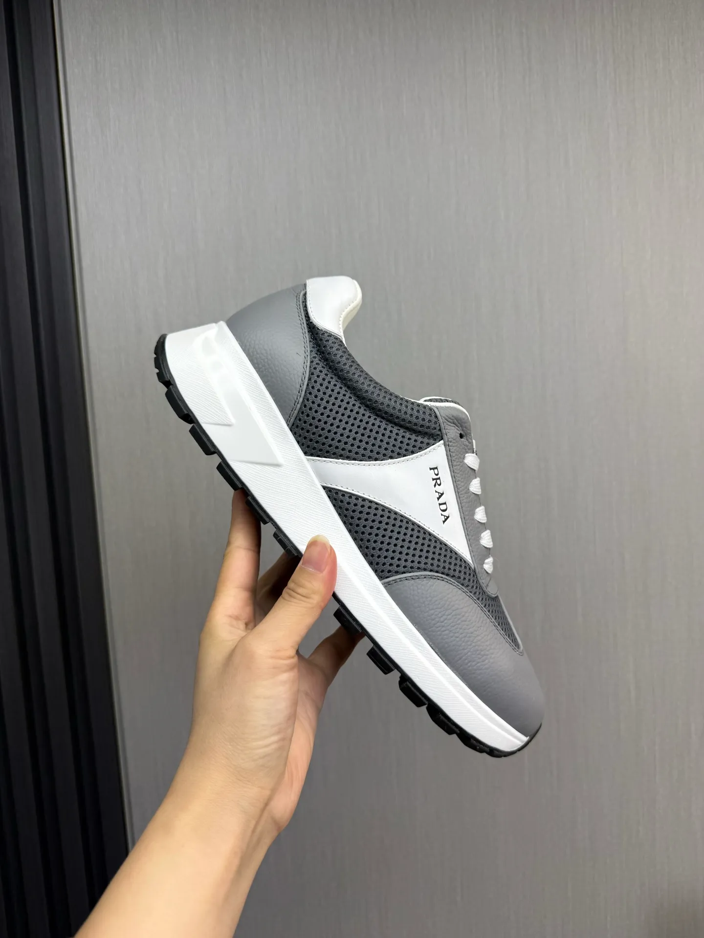 Men's shoes 💰560💰 [PRADA] Hot-selling men's shoes shipped 👏Official website synchronized ⬆️ Original cowhide fabric + cowhide lining, cowhide feet 🐮 1:1 shipment ✔️Original original bottom, 38-45 (45. Customized, non-refundable)
